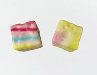 gniotek squeeze ser kostka tęczowa 5x5 a"12