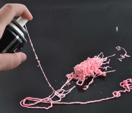 Serpentyna w sprayu - konfetti na Arena.pl