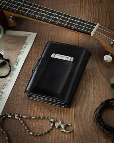 Skorzany portfel meski z systemem RFID na Arena.pl