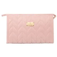 różowa kosmetyczka damska ze skóry ekologicznej z przeszywanym wzorem