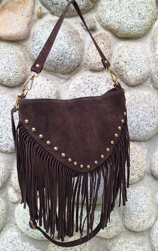 Torebka Listonoszka z ćwiekami ZAMSZ NATURALNY BOHO CZEKOLADA Vera Pelle na Arena.pl