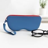 Sylikonowe etui na okulary z poręcznym uchwytem ET-139 niebieskie