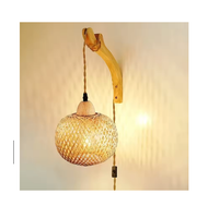 Bambusowa lampa kinkiet wiklinowy rustykalny boho