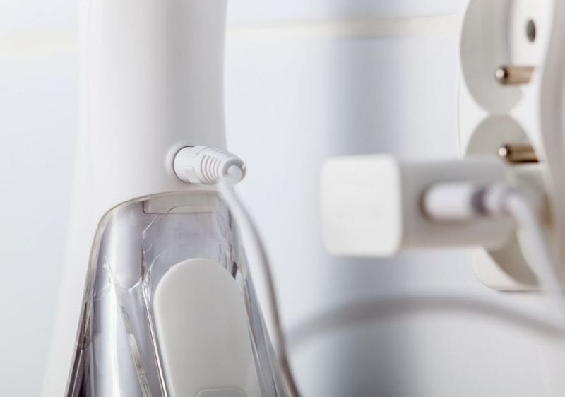 Irygator do zębów Eldom RY100C Jett zdjęcie 7