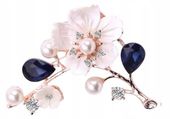 Prześliczna Sztuczna Biżuteria Przypinka Gałązka Kwiaty Perły Kryształki