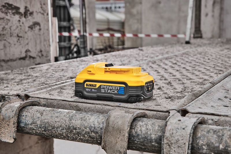 DEWALT AKUMULATOR 18V 5,0Ah 2szt. POWERSTACK DCBP518H2 zdjęcie 9