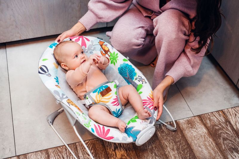 Leżaczek Momi Tuli Leżaczek Bujaczek Momi Tuli zdjęcie 4