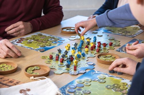 Łupy IUVI GAMES na Arena.pl