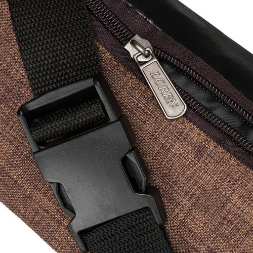 miejska saszetka w brązowym kolorze zawieszona na regulowanym pasku na Arena.pl