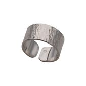 Pierścionek - obrączka młotkowana w srebrze rodowanym 19 (Średnica wewnętrzna 18,67 mm)