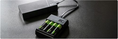 ŁADOWARKA AKUMULATORKÓW BATERII AAA AA GREEN CELL na Arena.pl