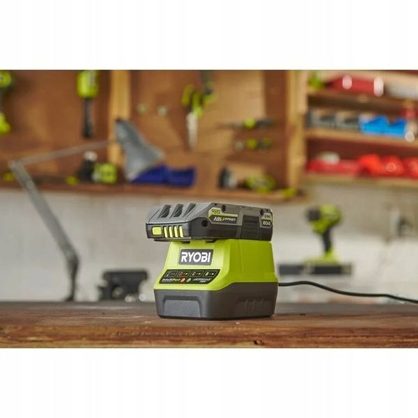 Szybka ładowarka ONE 2,0Amp Ryobi RC18120 zdjęcie 3
