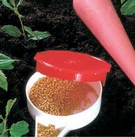 Siewnik ogrodnika ułatwia wysiew nasion precyzja