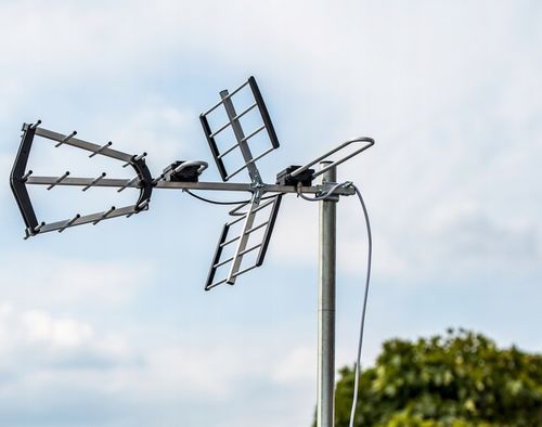 ANTENA DVBT2 DO TV NAZIEMNEJ KIERUNKOWA ZEWNĘTRZNA COMBO MUX8 4K LTE MOCNA na Arena.pl