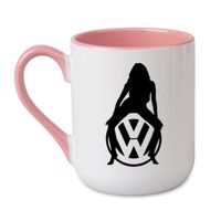 KUBEK "VOLKSWAGEN" Wzór - Elegant Coffee Różowy 330 ml