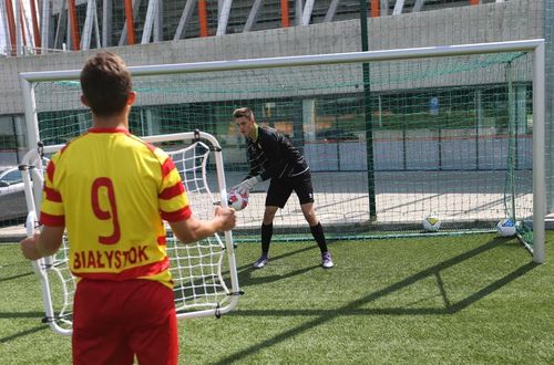 rebounder mini dla trenera bramkarzy r. na Arena.pl