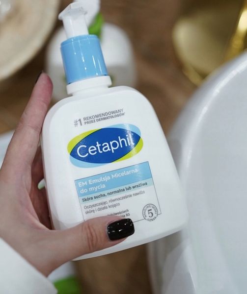 Zestaw Cetaphil EM Emulsja i PS Lipoaktywny krem zdjęcie 6