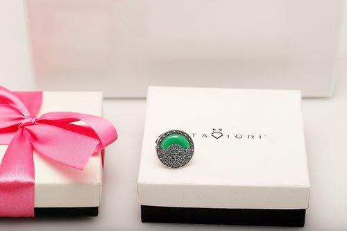 srebrny dostojny pierścionek z agatem i markazytami na Arena.pl