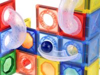 ZESTAW KLOCKÓW MAGNETYCZNYCH Z TORAMI KULODROM