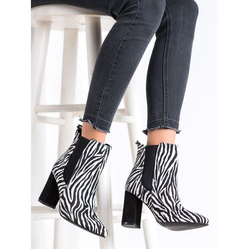 Botki Zebra Print r.37 na Arena.pl