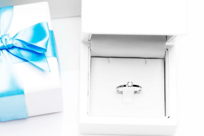 Emaga Złoty pierścionek PBD2500 - Diament zdjęcie 11