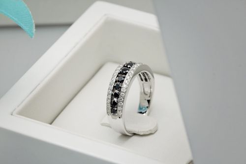 Złoty pierścionek PBD3813 - Diament na Arena.pl