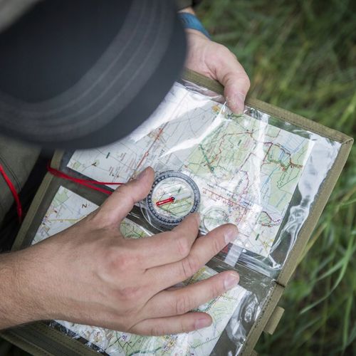 KOMPAS MAPOWY BUSOLA PRZEŹROCZYSTY FOSFORYZUJĄCY HELIKON KOMPAS SCOUT MK2 na Arena.pl