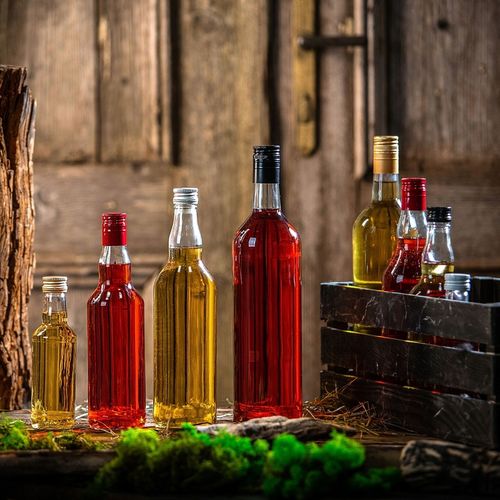 10 SZT BUTELKI MONOPOLOWE 500ML 0,5L Z ZAKRĘTKĄ NA BIMBER WÓDKĘ NALEWKI SOK na Arena.pl