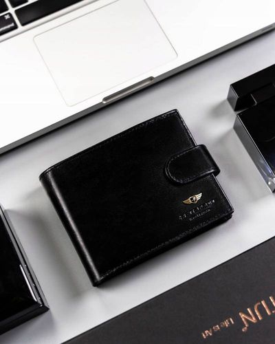 Duzy skorzany portfel meski na zatrzask na Arena.pl