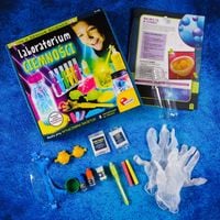 Laboratorium Ciemności I'M A GENIUS Eksperymenty ze Światłem LISCIANI