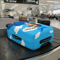 2x Pokrowiec ochraniacz na walizkę Sillar z motywem stewardessy 73x50x30cm