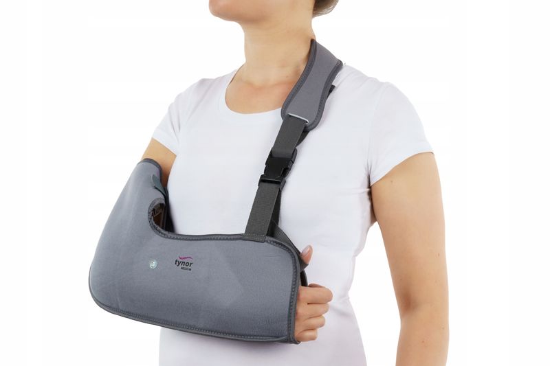 TEMBLAK RĘKI ORTEZA GIPS OCHRANIACZ NA RAMIĘ zdjęcie 3