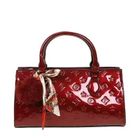 torebka damska gallantry wizytowy kuferek w kolorze czerwonym