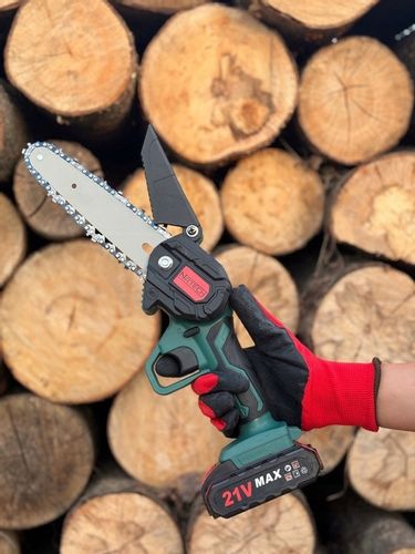 PIŁA AKUMULATOROWA ELEKTRYCZNA RĘCZNA MINI 6'' 2x AKUMULATOR + 2x ŁAŃCUCH na Arena.pl