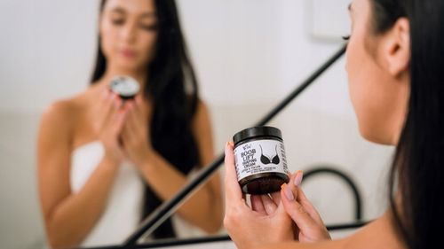 KREM DO BIUSTU PUSH-UP MODELUJĄCO WYPEŁNIAJĄCY VCEE BOOB LIFT 100ML na Arena.pl