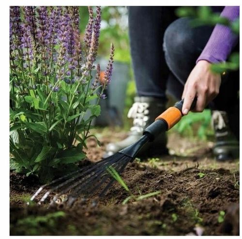FISKARS GRABIE FLOWER RAKE QUIKFIT 135552 na Arena.pl