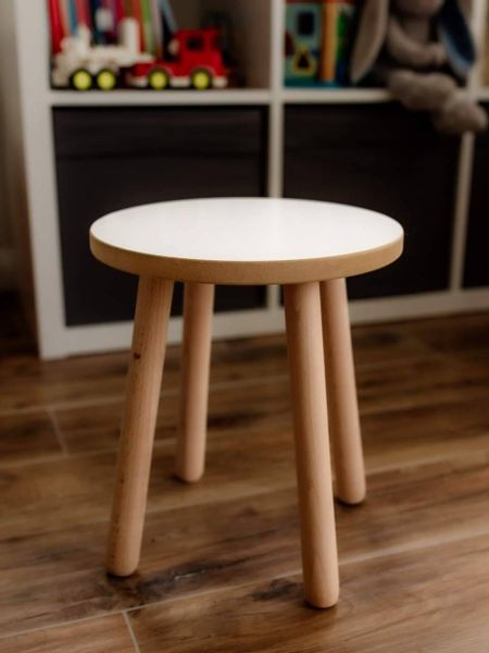 Krzesełko dla dzieci okrągłe białe zdjęcie 1