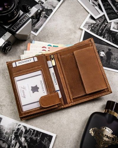 Męski portfel ze wzorem znaków zodiaku Always Wild na Arena.pl