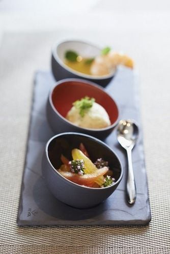 Solid miseczka asymetryncza 40 ml, biała na Arena.pl