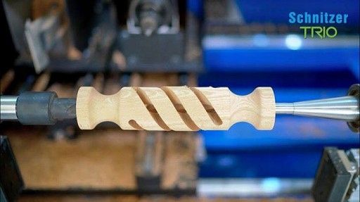 Schnitzer SCH 22120 3x3 - tokarka CNC do drewna zdjęcie 2