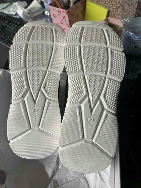 Buty DKNY D39094 R39 zdjęcie 4