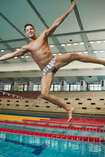 ARENA SLIPY SPODENKI PŁYWACKIE BASEN WODY D1 65CM na Arena.pl