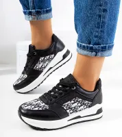 Czarne buty sportowe na grubej podeszwie sznurowane Aloisia 37