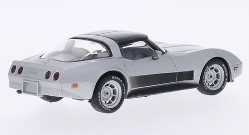 WHITEBOX Chevrolet Corvette C3 1980 na Arena.pl