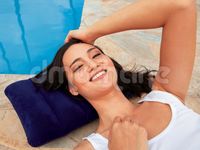 poduszka dmuchana welur turystyczna intex 68672