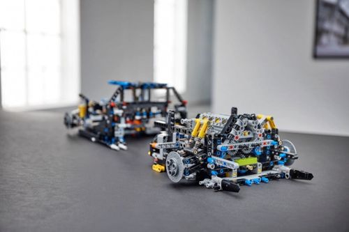 Lego Technic Bugatti Chiron na Arena.pl