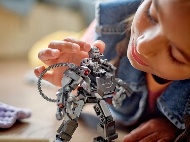 Lego Marvel. Mechaniczna zbroja War Machine 76277 zdjęcie 13