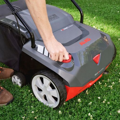 Wertykulator aerator elektryczny AL-KO 38.4 E 1400W 114040 z koszem 2 wałki na Arena.pl