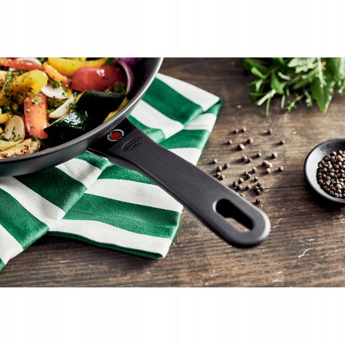 Ballarini Avola Wok 30 cm na Arena.pl