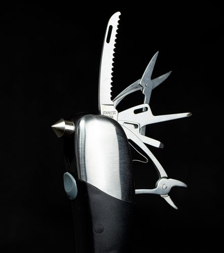 Niezbędnik kierowcy Multitool 8w1 + latarka na Arena.pl